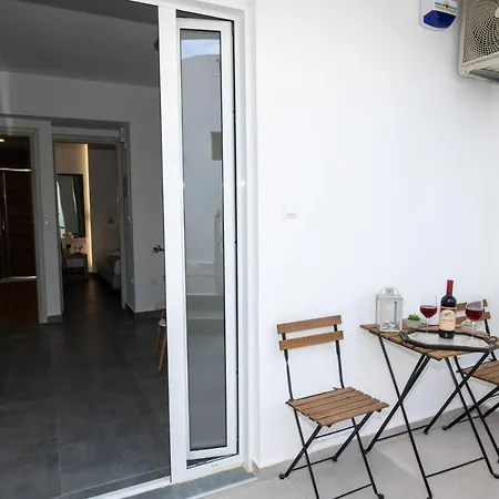 Apartment Sofia's Kamári